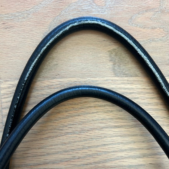 100% Authentic Prada Vitello Black Leather Bag - Picture 6 of 6